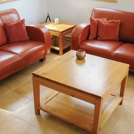 Nyaraló Three-bedroom Holiday In *