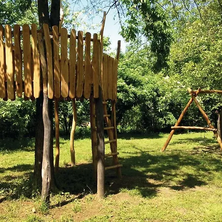 Three-bedroom Holiday In