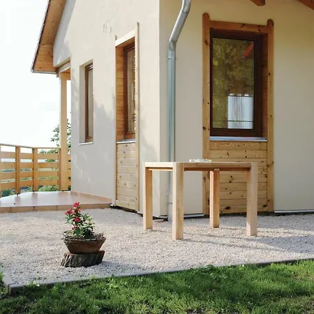 Three-bedroom Holiday In Nyaraló
