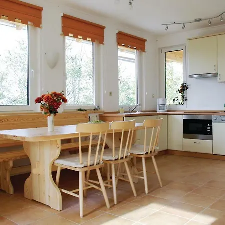 Nyaraló Three-bedroom Holiday In Szólád